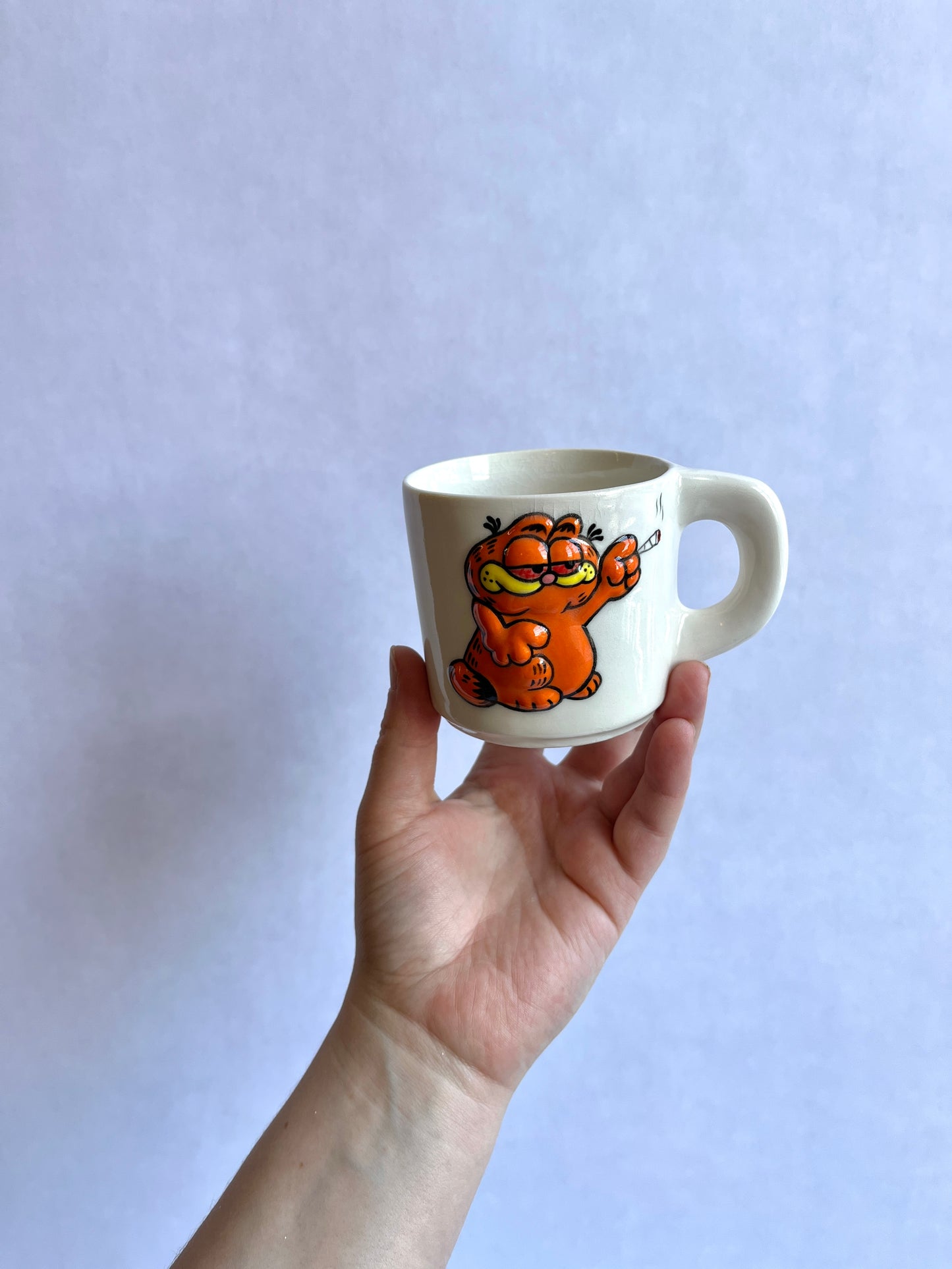 Bootleg Garf mug: Red Eye