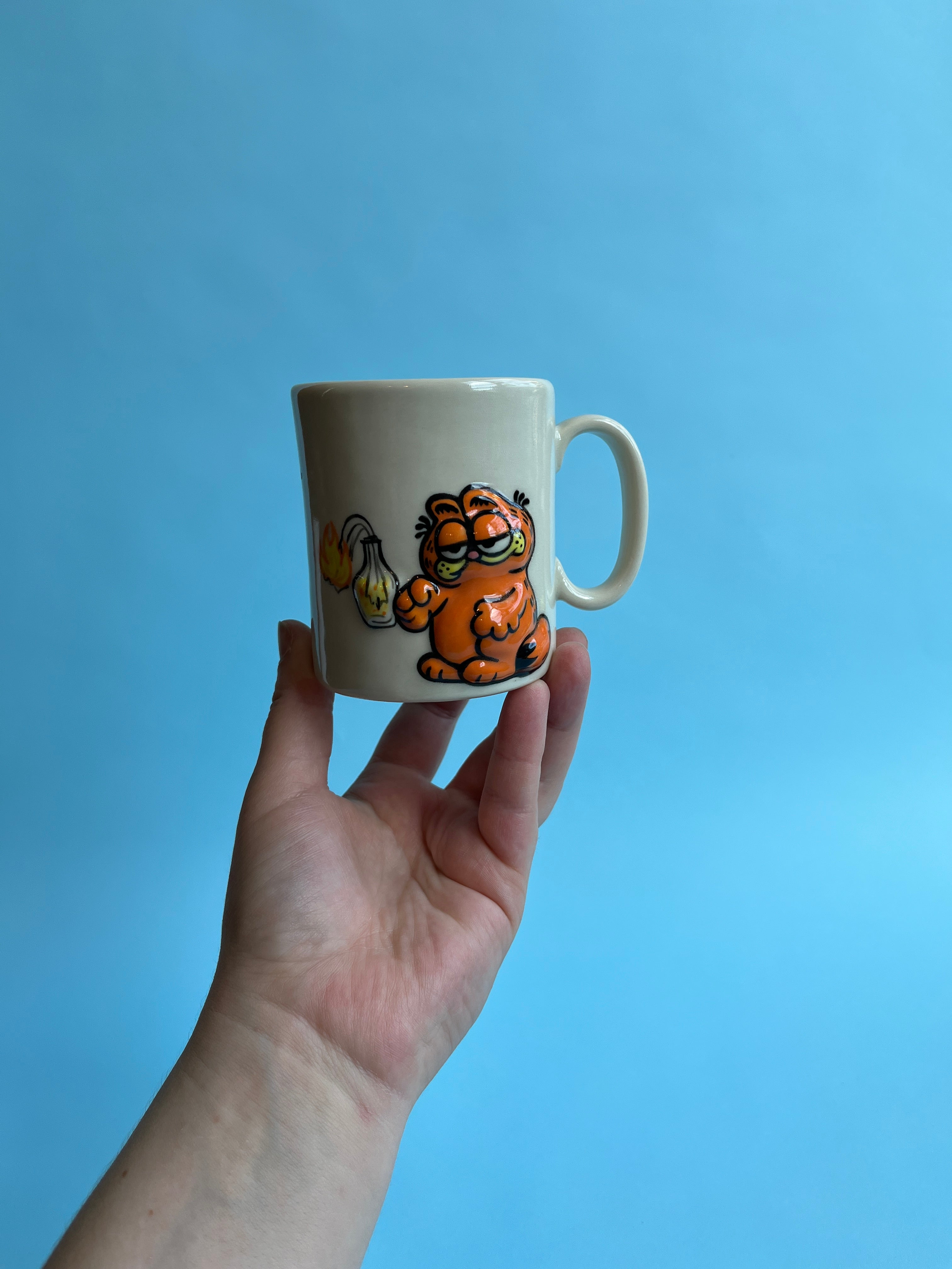 CUSTOM Bootleg Garf tall mug – Sarah Duyer