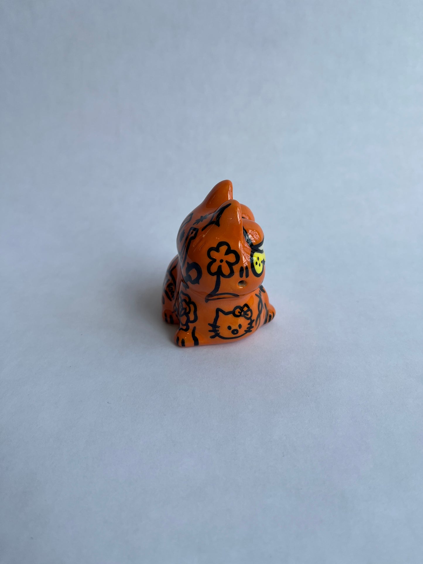 Tattoo Bootleg Garf Pipe (Eat The Rich) -RTS