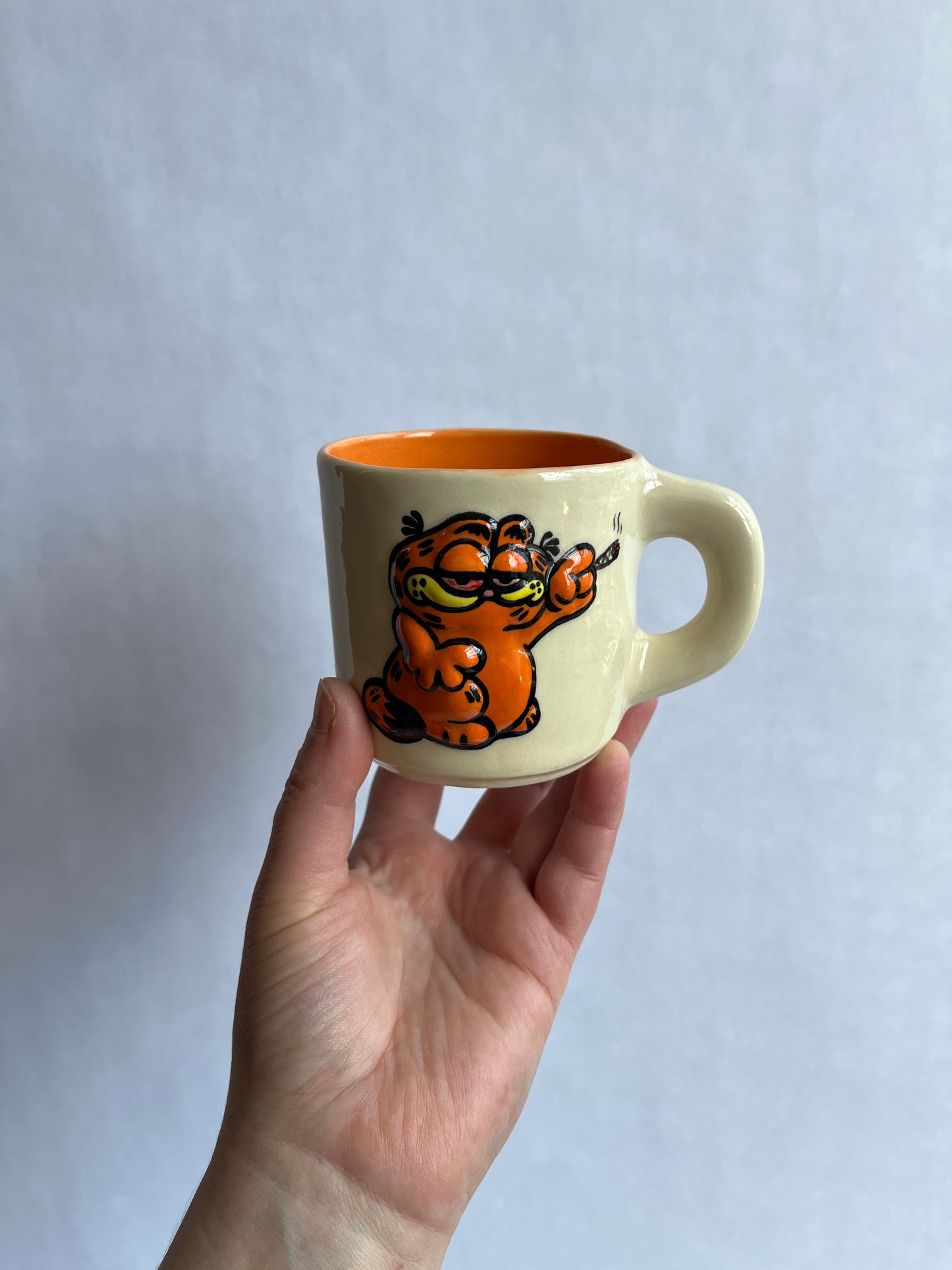 Bootleg Garf mug: Stoner (RTS)