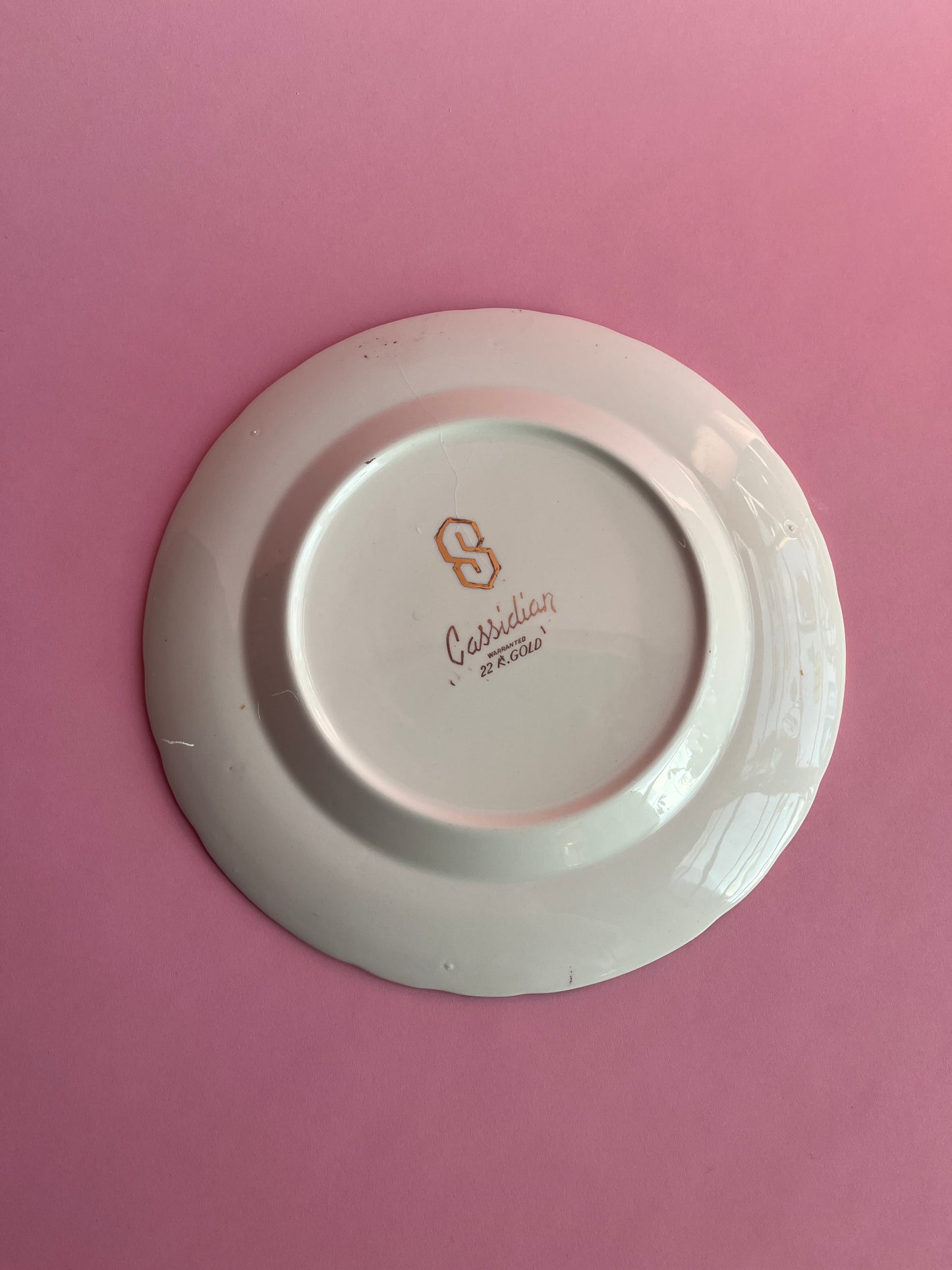 Thrifted Gold: Eat the Rich commemorative plate