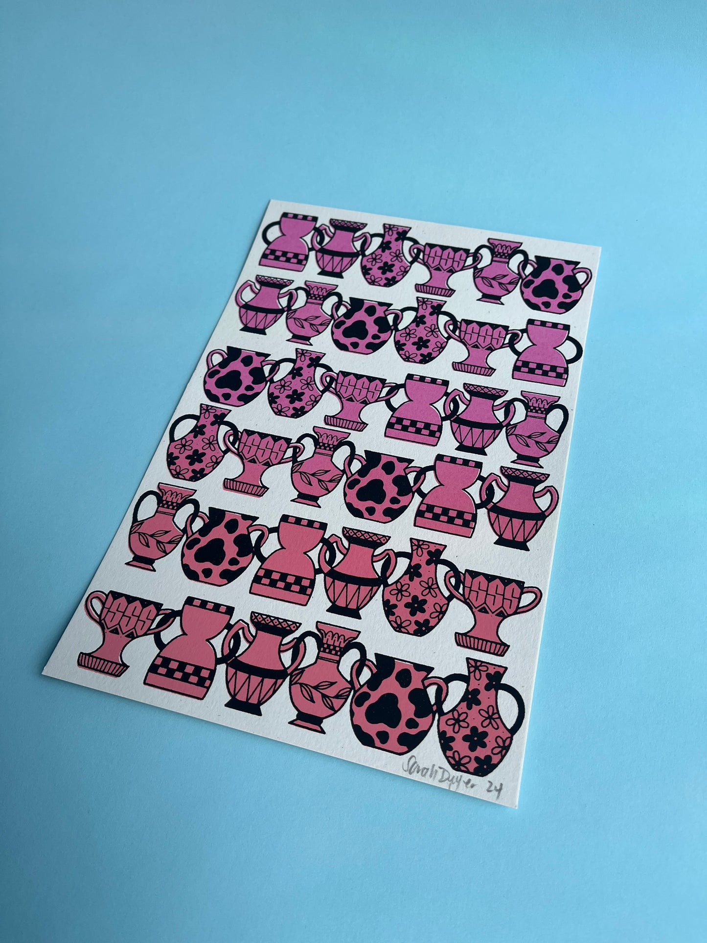 Pot Chain Print (Shades of Pink)