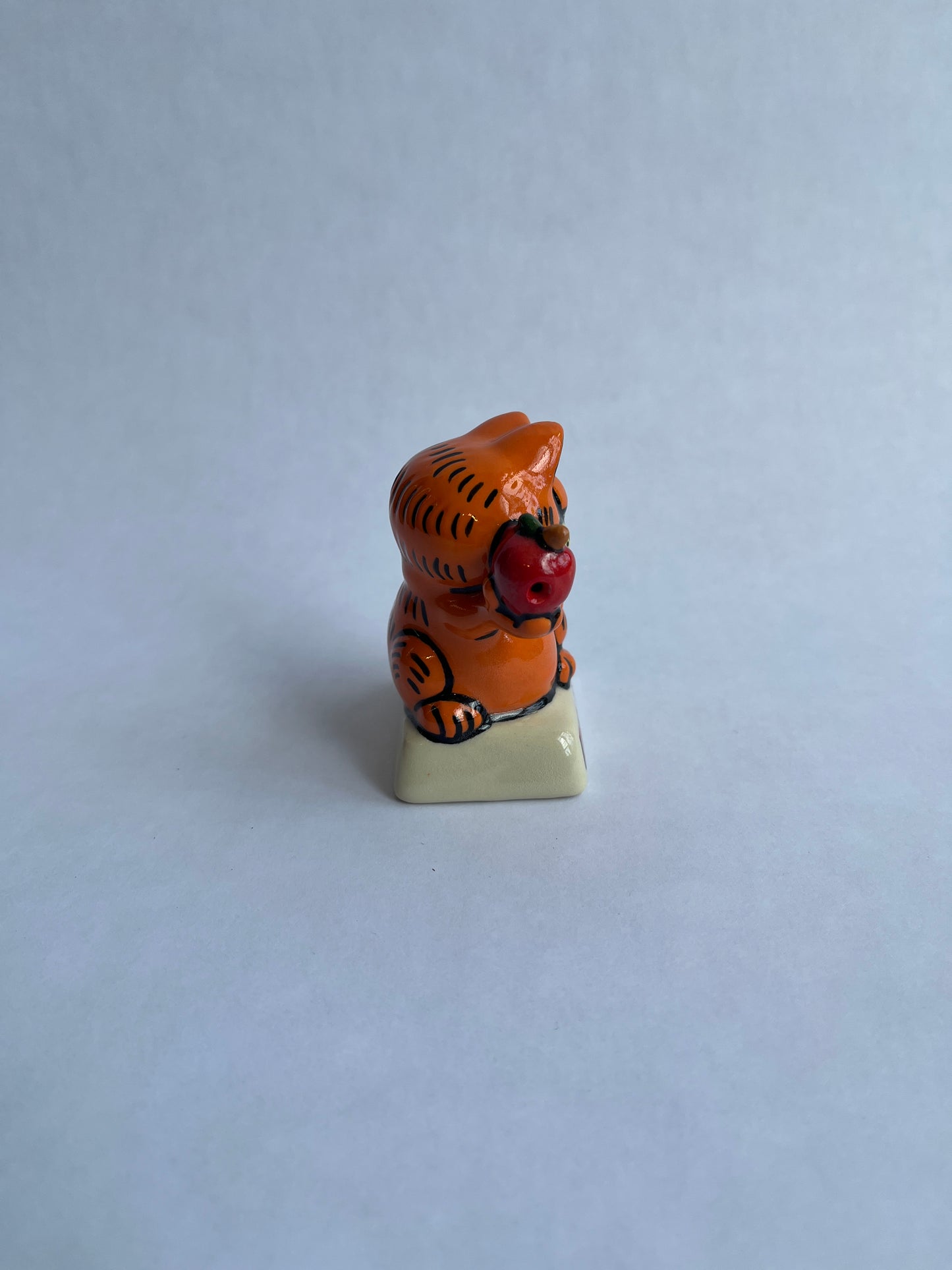 Bootleg Garf Pipe (Eat the Rich Apple) -RTS