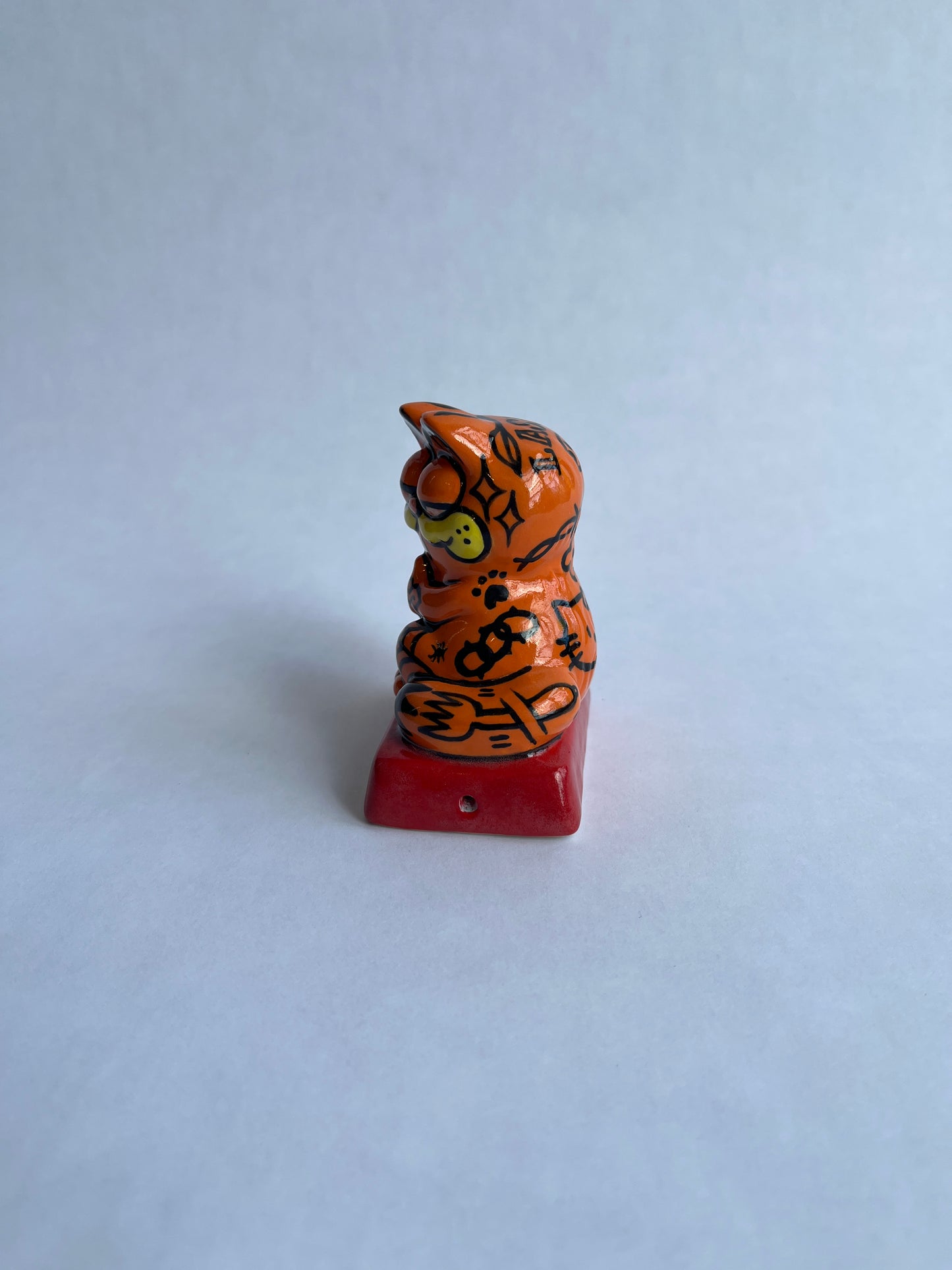 Tattoo Bootleg Garf Pipe (Eat the Rich Apple) -RTS