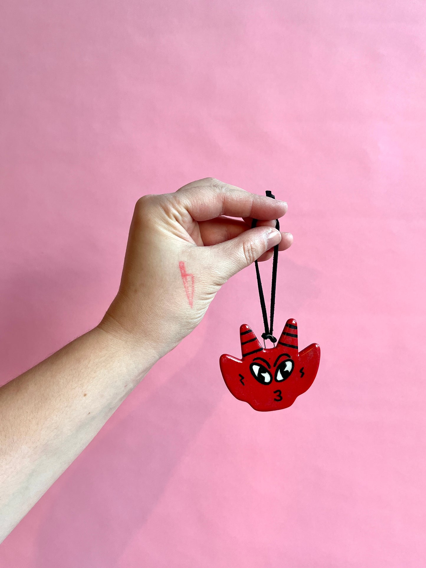 Halloween Update: Baby Devil Wall Hanging (Red Smooch)