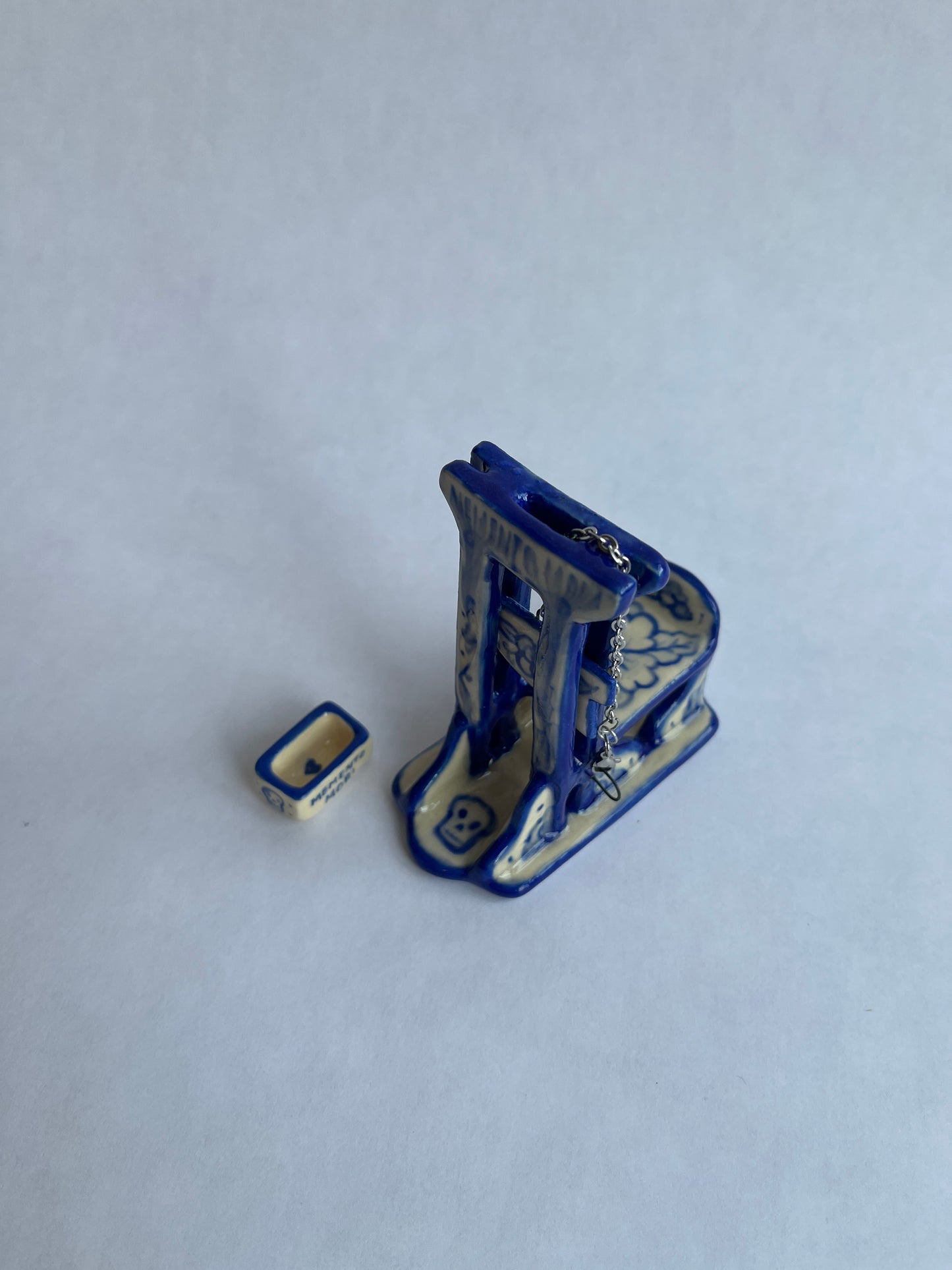Guillotine #1 (Melty Memento Mori)