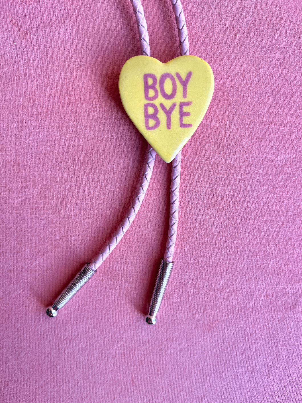 Candy Heart Bolo: Boy Bye Yellow